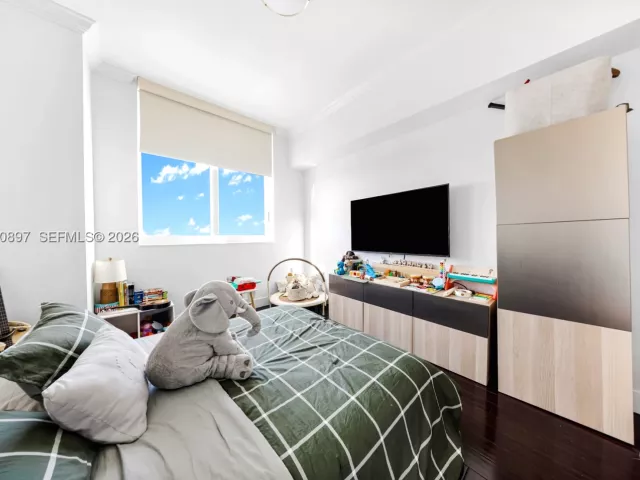 2-bedroom condo for sale in Hallandale Beach - 1745 E Hallandale Beach Blvd 2407W - MondialRealty