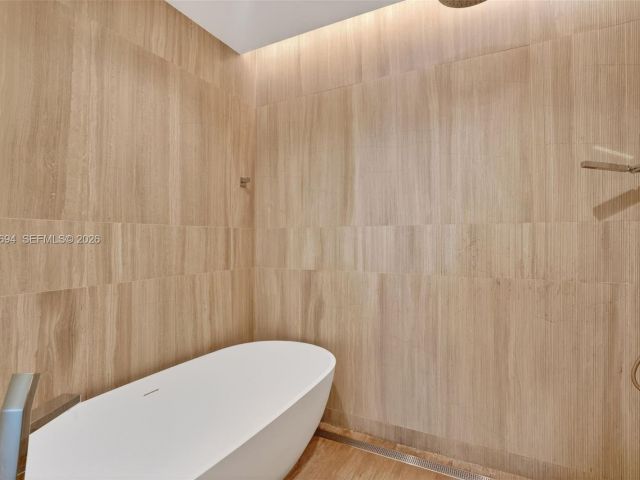 Apartment for rent  Unit #405 - photo 7199716