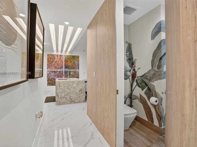 Apartment for rent  Unit #405 - photo 7199724