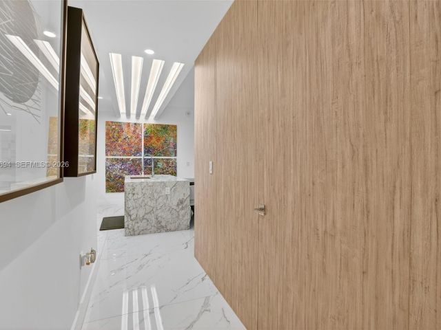 Apartment for rent  Unit #405 - photo 7199725