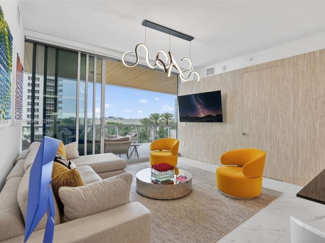 Apartment for rent  Unit #405 - photo 7199729