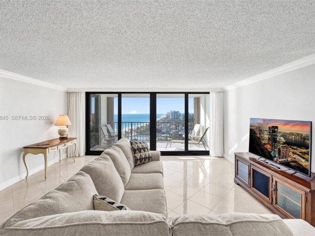 Apartment for sale  Unit #TH-B - photo 7261263