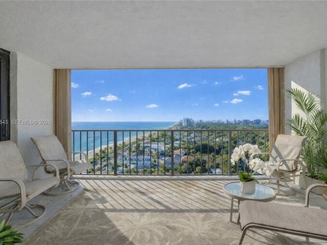 Apartment for sale  Unit #TH-B - photo 7261269