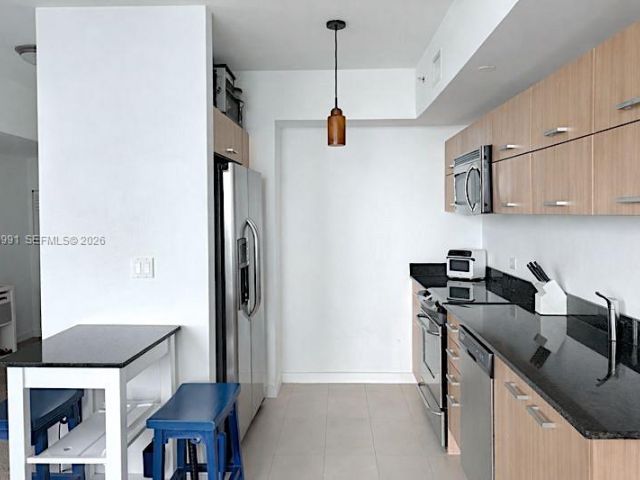 1-bedroom condo for sale in Miami - 350 S Miami Ave 2215 - MondialRealty