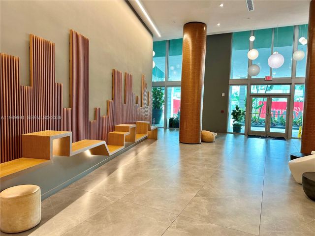 1-bedroom condo for sale in Miami - 350 S Miami Ave 2215 - MondialRealty
