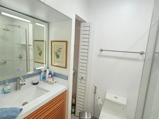 3-bedroom home for rent in Miami - 927 NW 106th Ave Cir - MondialRealty