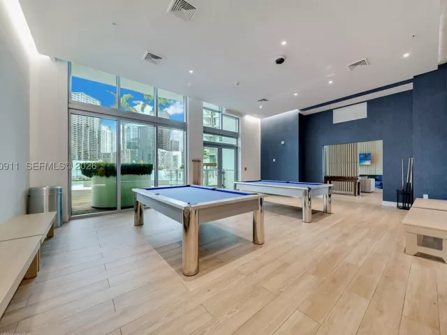 2-bedroom condo for sale in Miami - 90 SW 3rd St 3109 - MondialRealty