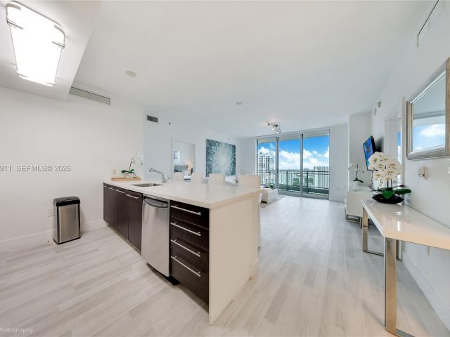 Apartment for sale  Unit #3109 - photo 7199161