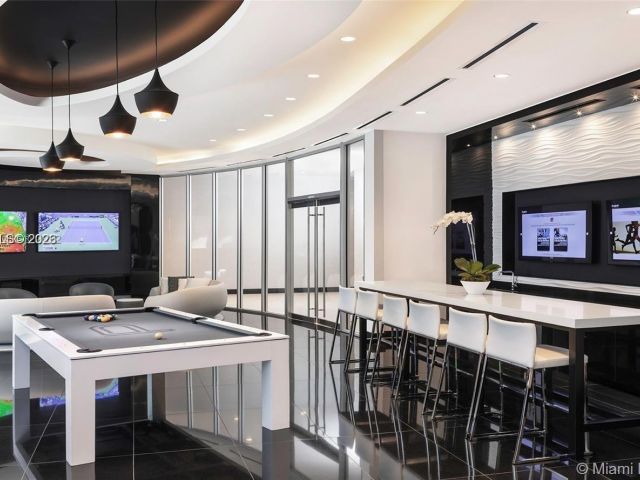 Apartment for sale  Unit #4106 - photo 7199340