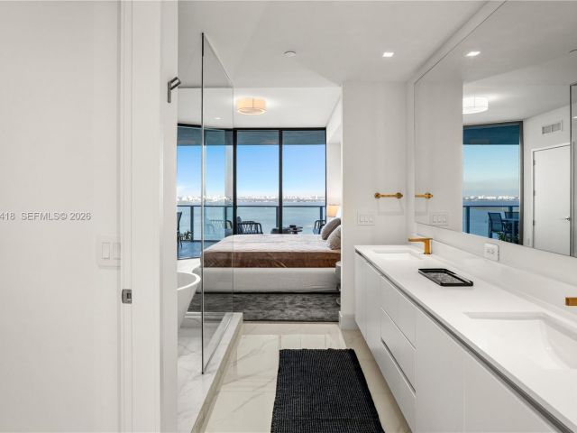 Apartment for sale  Unit #2602 - photo 7244824