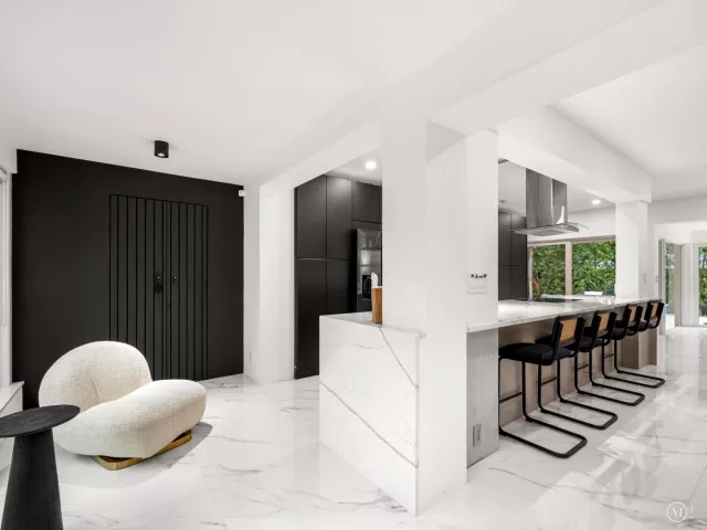 4-bedroom home for sale in Fort Lauderdale - 2711 NE 19th Street - MondialRealty