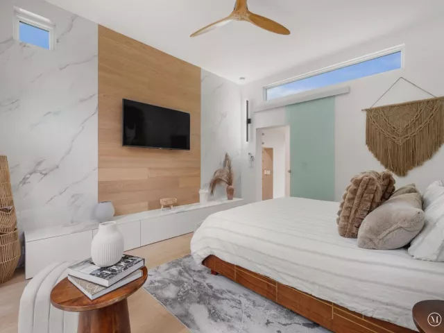 4-bedroom home for sale in Fort Lauderdale - 2711 NE 19th Street - MondialRealty