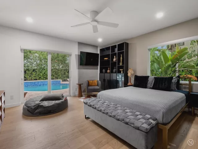 4-bedroom home for sale in Fort Lauderdale - 2711 NE 19th Street - MondialRealty