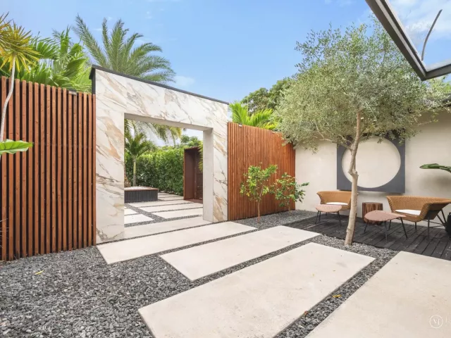 4-bedroom home for sale in Fort Lauderdale - 2711 NE 19th Street - MondialRealty