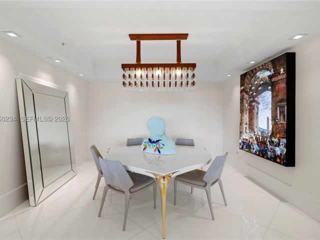 4-bedroom condo for sale in Miami Beach - 7124 Fisher Island Dr 7124 - MondialRealty