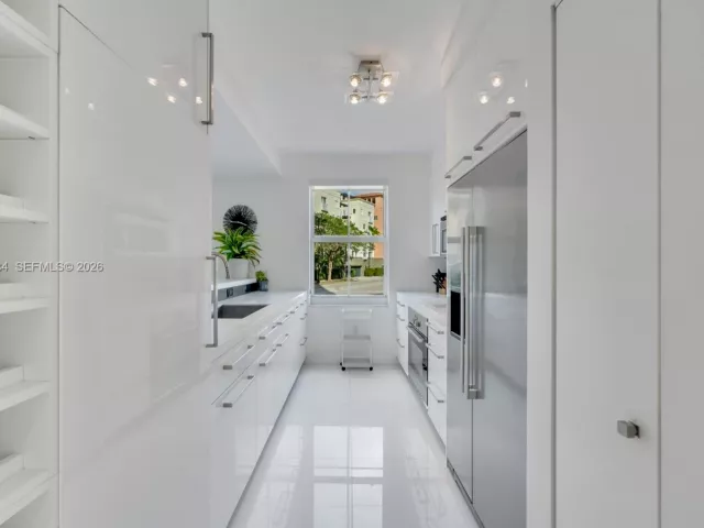 Home for sale at 90 Alton Rd TH-1 - photo 7270489