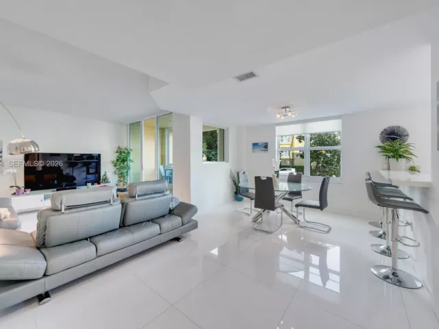 Home for sale at 90 Alton Rd TH-1 - photo 7270493