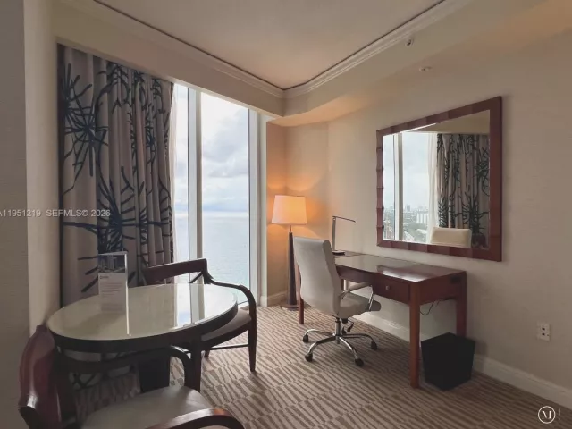 1-bedroom condo for sale in Sunny Isles Beach - 18001 Collins Ave 2605 - MondialRealty