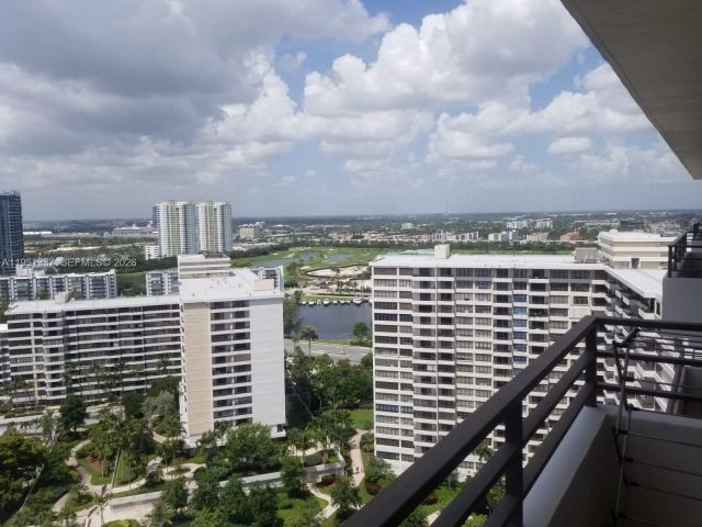 2-bedroom condo for sale in Hallandale Beach - 2500 Parkview Dr 2517 - MondialRealty