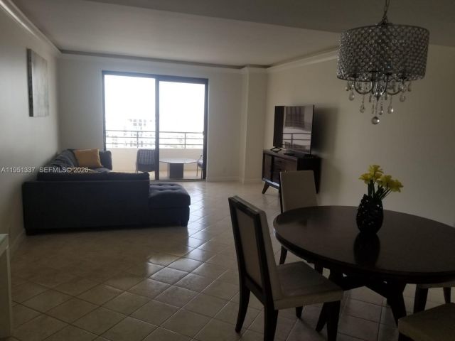 2-bedroom condo for sale in Hallandale Beach - 2500 Parkview Dr 2517 - MondialRealty