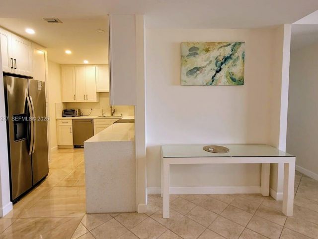2-bedroom condo for sale in Hallandale Beach - 2500 Parkview Dr 2517 - MondialRealty