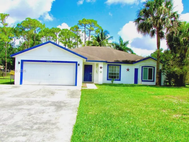 3-bedroom home for sale in West Palm Beach - 13677 Temple Blvd - MondialRealty