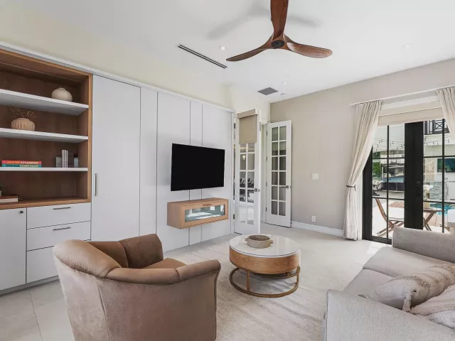 5-bedroom home for sale in Boca Raton - 662 Boca Marina Court - MondialRealty