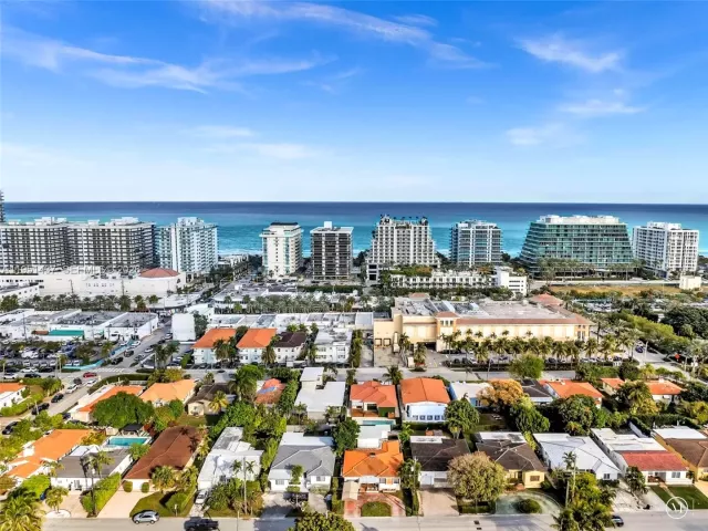 3-bedroom home for sale in Surfside - 9448 Abbott Ave - MondialRealty