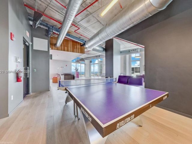 1-bedroom condo for rent in Miami - 151 SE 1st St 1706 - MondialRealty