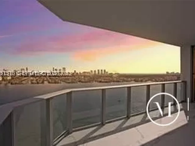 4-bedroom condo for rent in North Miami Beach - 17301 Biscayne Blvd 2310 - MondialRealty