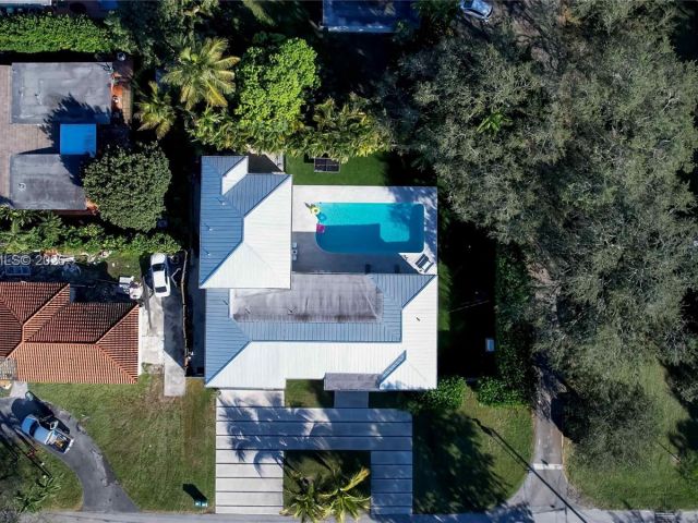 Home for sale at 831 NE 109th St - photo 7524683