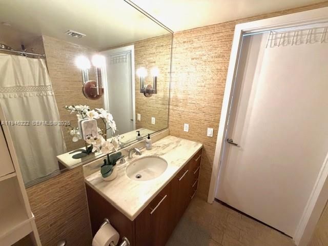 condo for sale in Miami - 50 Biscayne Blvd 705 - MondialRealty