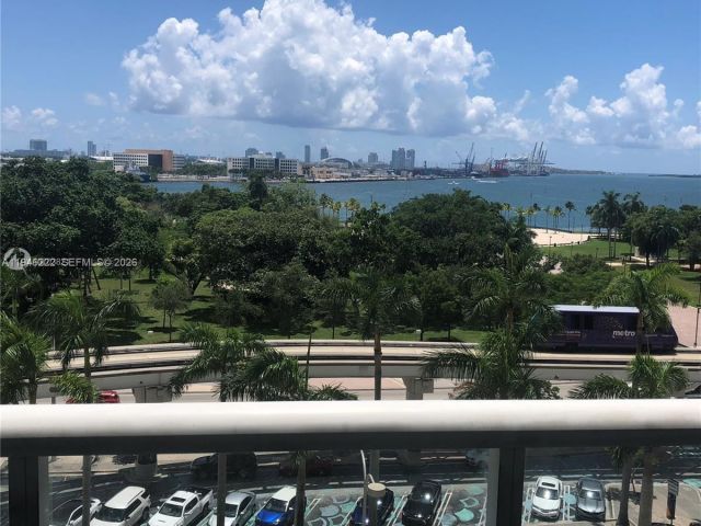 condo for sale in Miami - 50 Biscayne Blvd 705 - MondialRealty