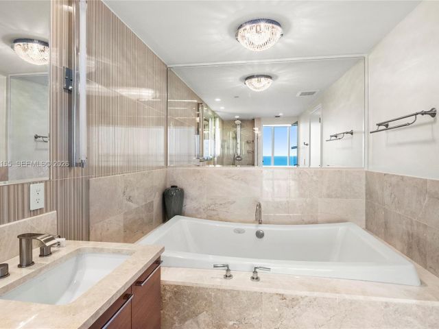 Apartment for rent  Unit #4208 - photo 7222712