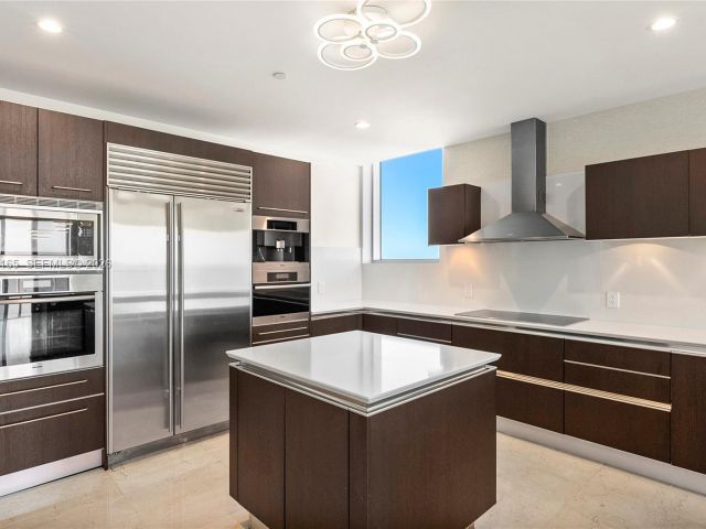 Apartment for rent  Unit #4208 - photo 7222729