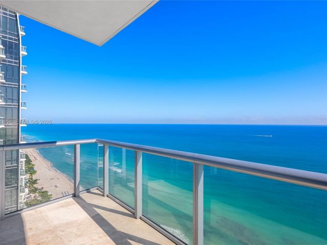 Apartment for rent  Unit #4208 - photo 7222747