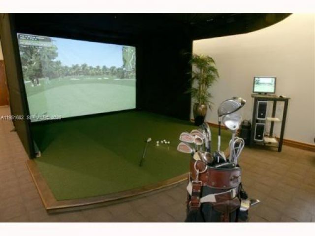 1-bedroom condo for rent in Miami - 1050 Brickell Ave 3008 - MondialRealty