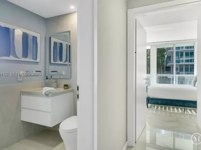 2-bedroom condo for rent in Miami Beach - 540 West Ave 411 - MondialRealty