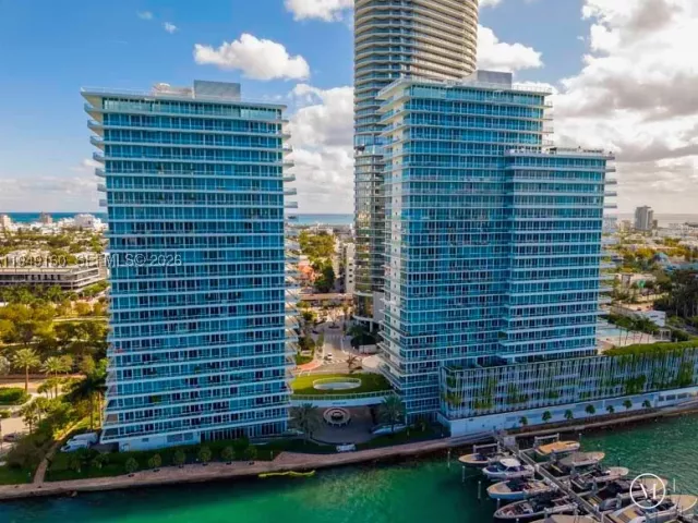 2-bedroom condo for rent in Miami Beach - 540 West Ave 411 - MondialRealty