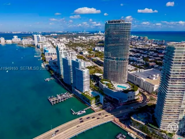 2-bedroom condo for rent in Miami Beach - 540 West Ave 411 - MondialRealty