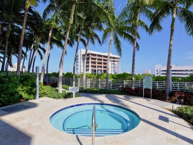 2-bedroom condo for rent in Miami Beach - 540 West Ave 411 - MondialRealty