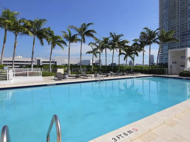 2-bedroom condo for rent in Miami Beach - 540 West Ave 411 - MondialRealty