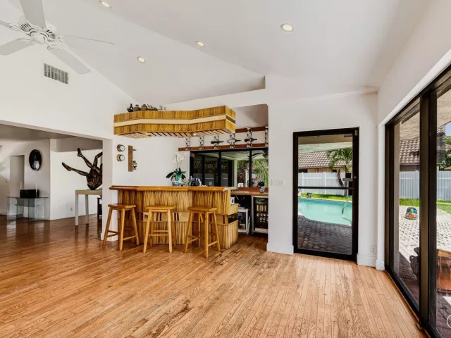 3-bedroom home for sale in Pompano Beach - 2200 SE 8th Street - MondialRealty