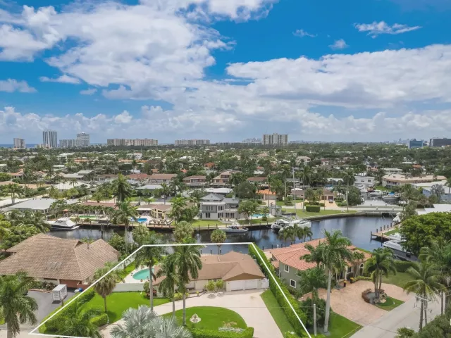 3-bedroom home for sale in Pompano Beach - 2200 SE 8th Street - MondialRealty