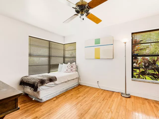 3-bedroom home for sale in Pompano Beach - 2200 SE 8th Street - MondialRealty