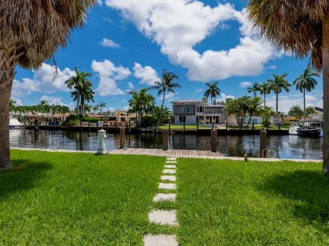 3-bedroom home for sale in Pompano Beach - 2200 SE 8th Street - MondialRealty