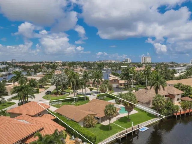 3-bedroom home for sale in Pompano Beach - 2200 SE 8th Street - MondialRealty