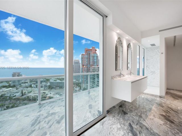 Apartment for sale  Unit #PH-2804 - photo 7279047