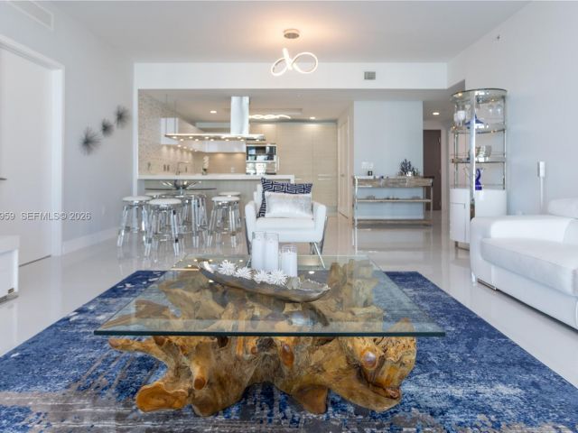 Apartment for rent  Unit #505 - photo 7262781