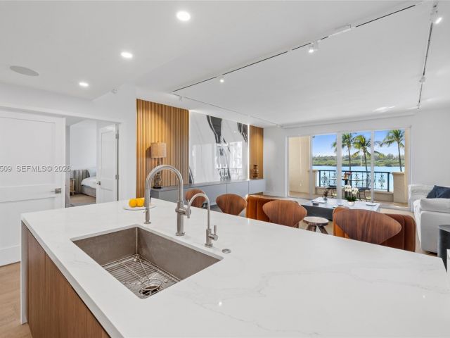 Apartment for sale  Unit #3205 - photo 7273376